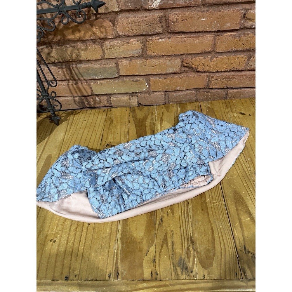 Alexis Women's small Blue Lace Taza Off‎ The Shoulder Crop Top Shirt